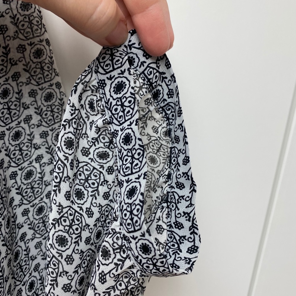 Old Navy boho sheer top, size L - Picture 5 of 5
